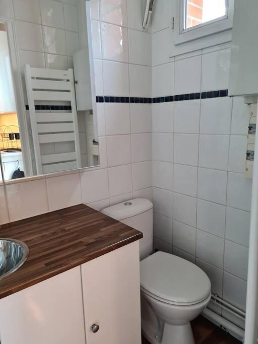 Studio A 2 Pas De La Gare Sartrouville Exteriör bild
