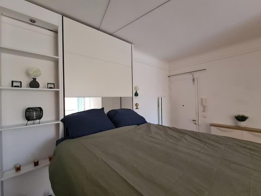 Studio A 2 Pas De La Gare Sartrouville Exteriör bild